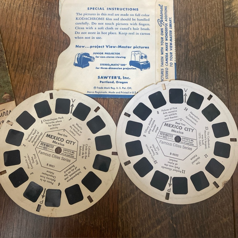 Set Of 2 Vintage Sawyer’s View-Master Bakelite Stereoscope w/ 2 Reels & Manual - Picture 8 of 12